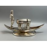 Beautiful silver plated salt and pepper gondola table piece