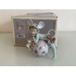 Lladro 5881 ‘Mischievous Mouse’ in good condition and original box