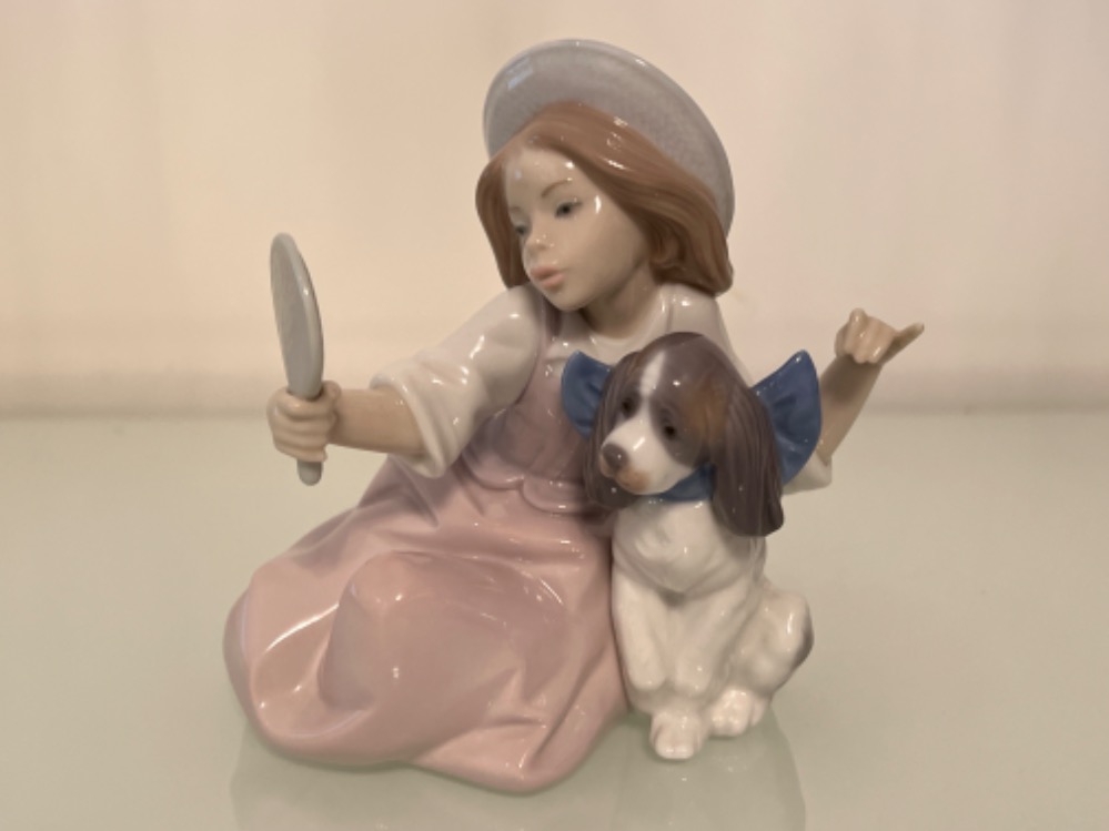 Lladro 5468 ‘Who’s the fairest’ in good condition and original box - Image 2 of 4