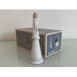 Lladro 6200 ‘Bridal bell’ in good condition and original box