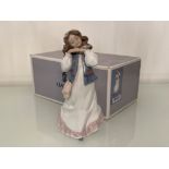 Lladro 6401 ‘Dreams of a summer past’ in good condition and original box