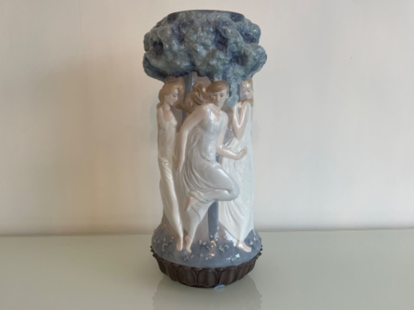 Lladro Auction Online Only