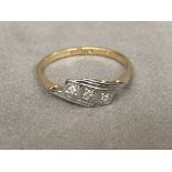 18ct Gold Two Tones Art Deco Style Diamond Ring - Weighing 2.2 grams - Size O