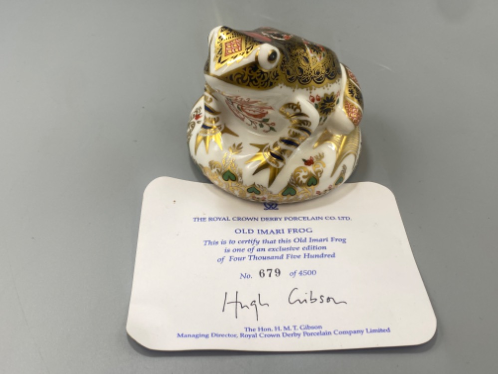 Limited edition (679 of 4500) Royal Crown Derby “Old Imari Frog” paperweight with original silver