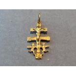 18ct gold cross of Caravaca (2g)