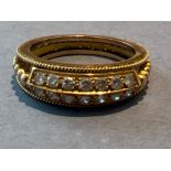 Beautiful 18ct gold diamond 14 stone set ring, size P (6g)