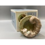 Lladro 8069 ‘Squirrel Natural Frames’ in good condition with original box