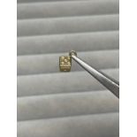 9ct Yellow Gold Fully Hallmarked Dice Charm Weighing 0.73 grams