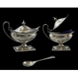 Antique silver hallmarked Birmingham 1918 sugar pot with spoon, total silver weight is 86.33 grams