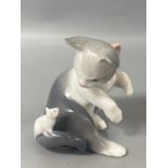 Lladro 5236 cat and mouse in good condition