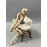 Lladro 5498 Open night (slight pettle damage) with original box