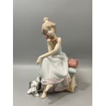 Lladro 5466 Chit-chat in good condition with original box