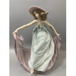 Lladro 5662 May Dance in good condition