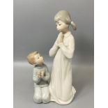 Lladro 4779 Teaching to Pray in good condition