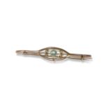 9ct yellow gold fancy design Aquamarine and seed pearl brooch weighing 2.95 grams and measuring 6.
