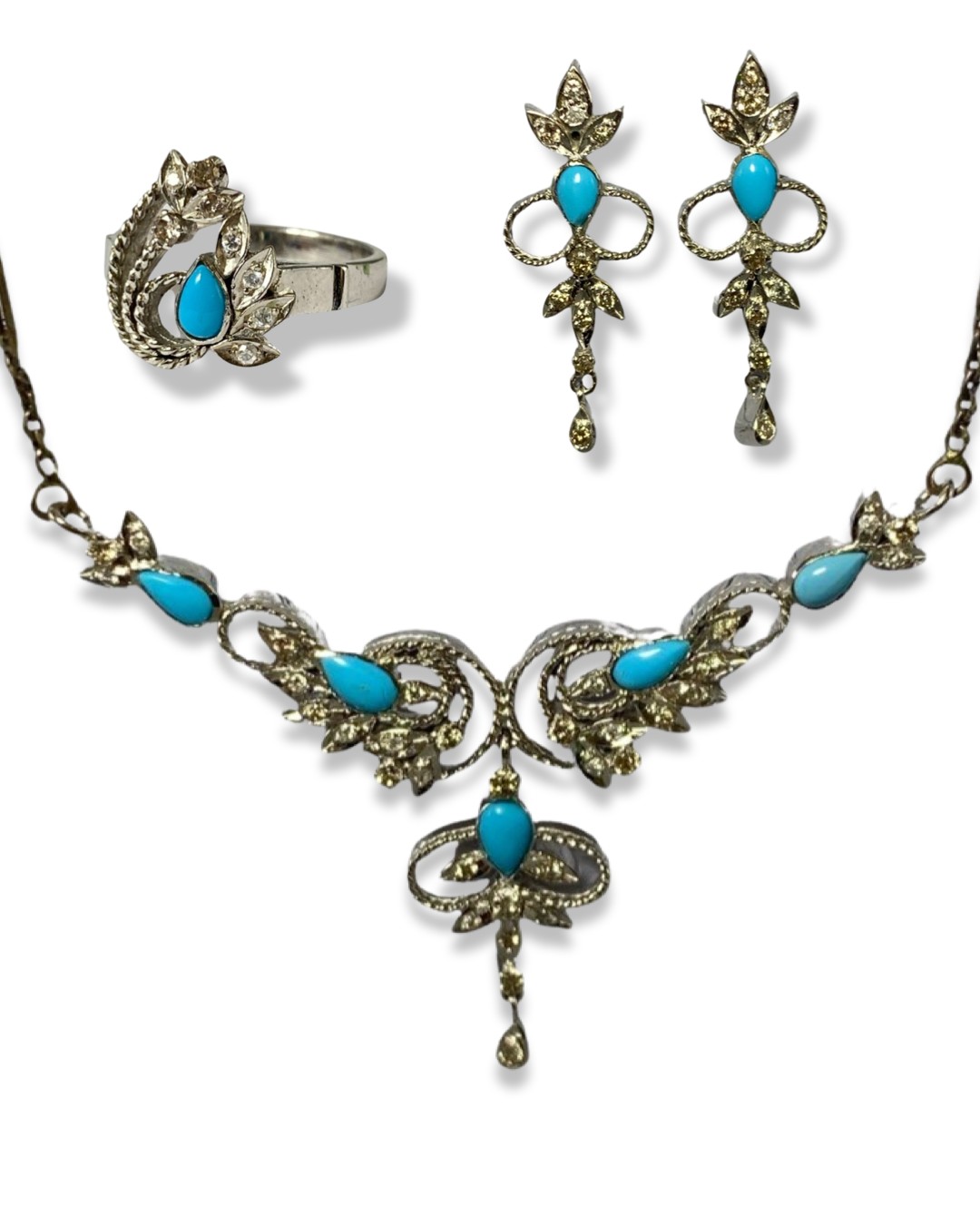 A Vintage 1960'S Diamond & Turquoise Suite Set in White Metal in original box weighing 298 g