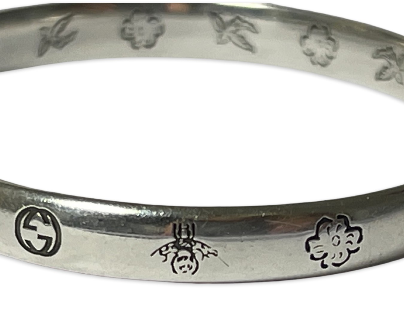 Gucci Silver 'Love Is Blind' Bangle weighing 13.4 grams - Image 3 of 5