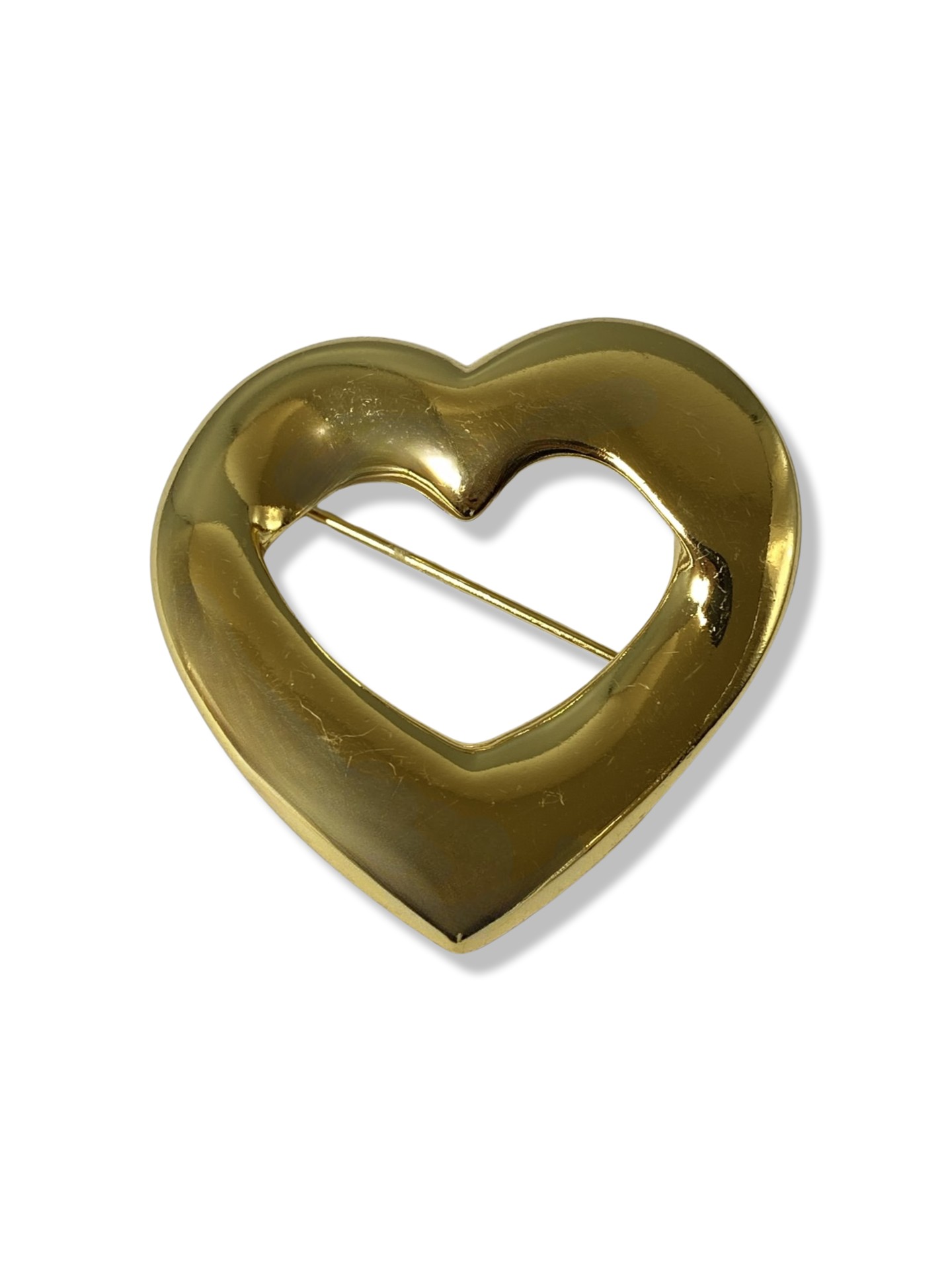Yves Saint Laurent YSL love heart brooch weighing 19.23 grams