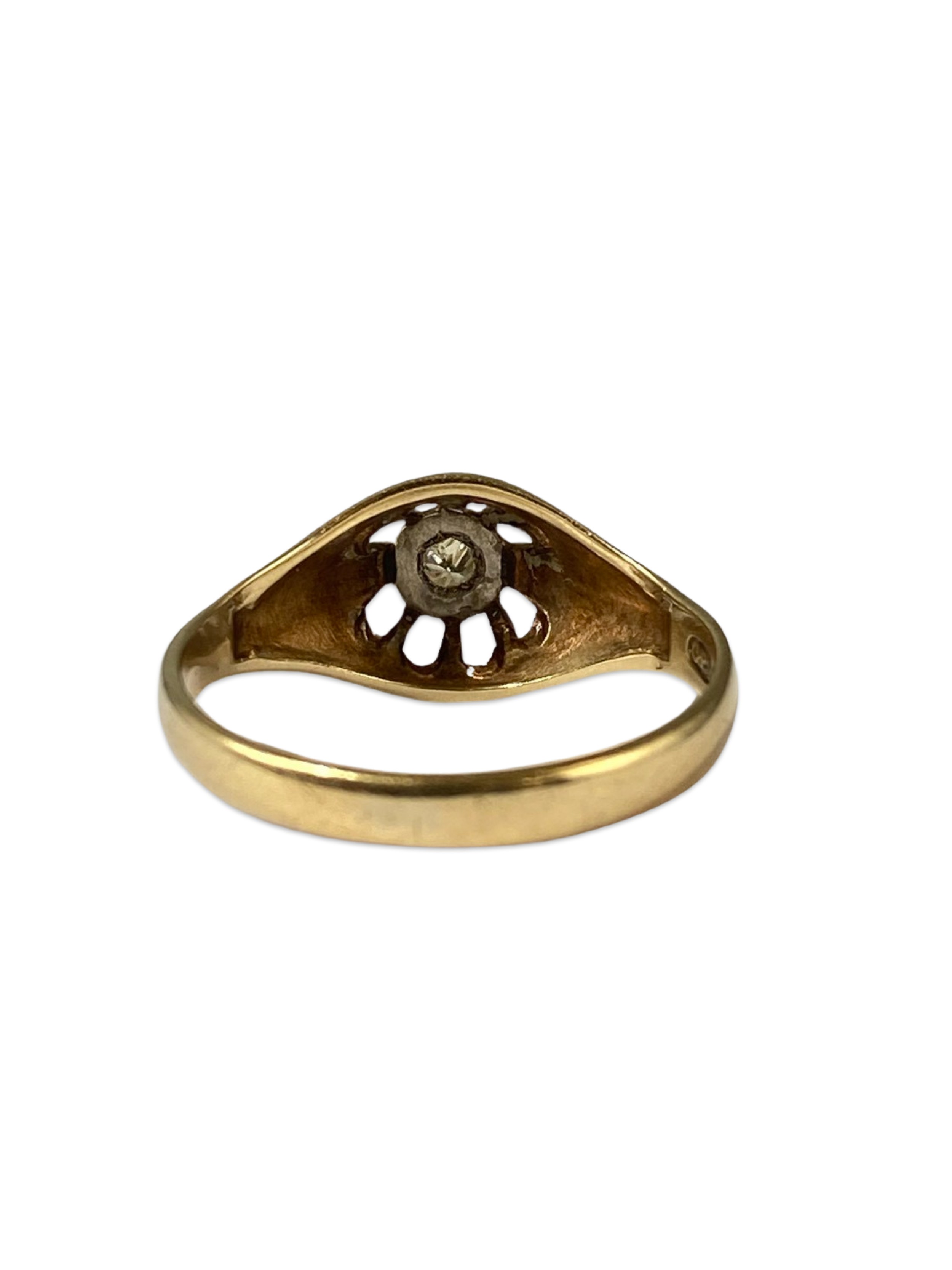 9ct Yellow Gold Birmingham 1973 Gypsy Style Diamond Ring weighing 3 grams size U 1/2 - Image 2 of 3