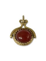 9ct Yellow Gold Two-Tone Fob Charm including onyx & carnelian weighing 7.27 grams