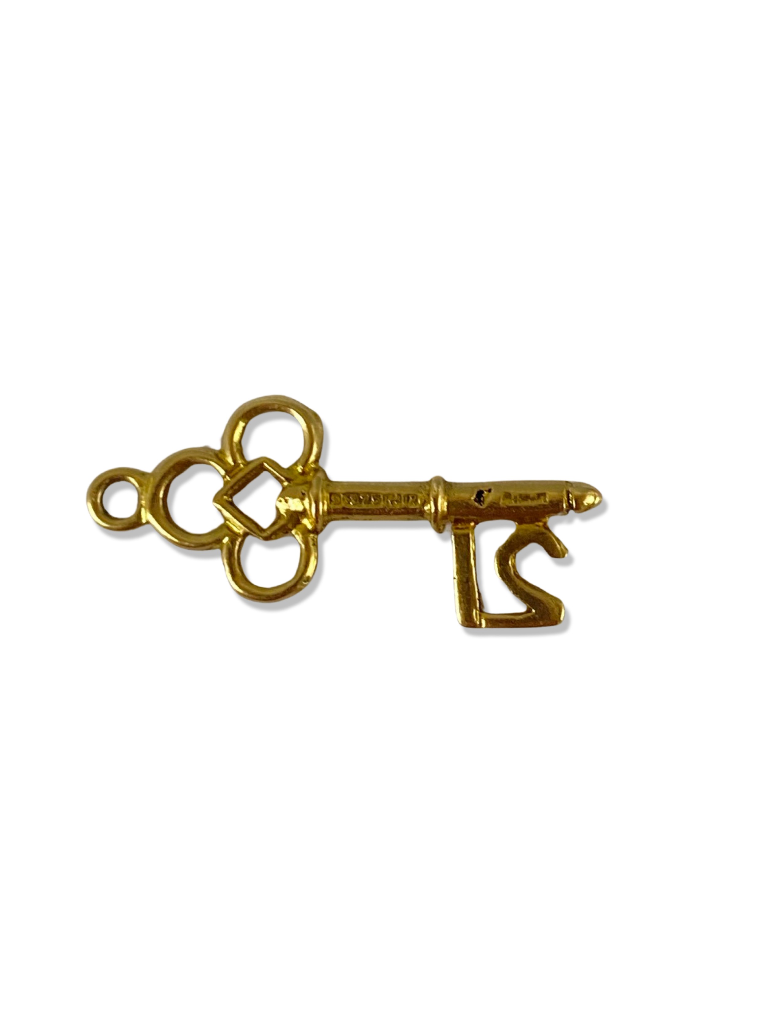 9ct Yellow Gold '21' key charm weighing 0.63 grams - Image 2 of 2