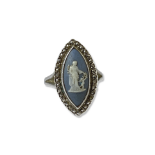 silver and blue cameo ring weighing 4.7 grams size L