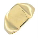 A gentleman's 1970s 9ct gold signet ring.