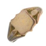 An Edwardian 9ct gold shield-shaped signet ring.