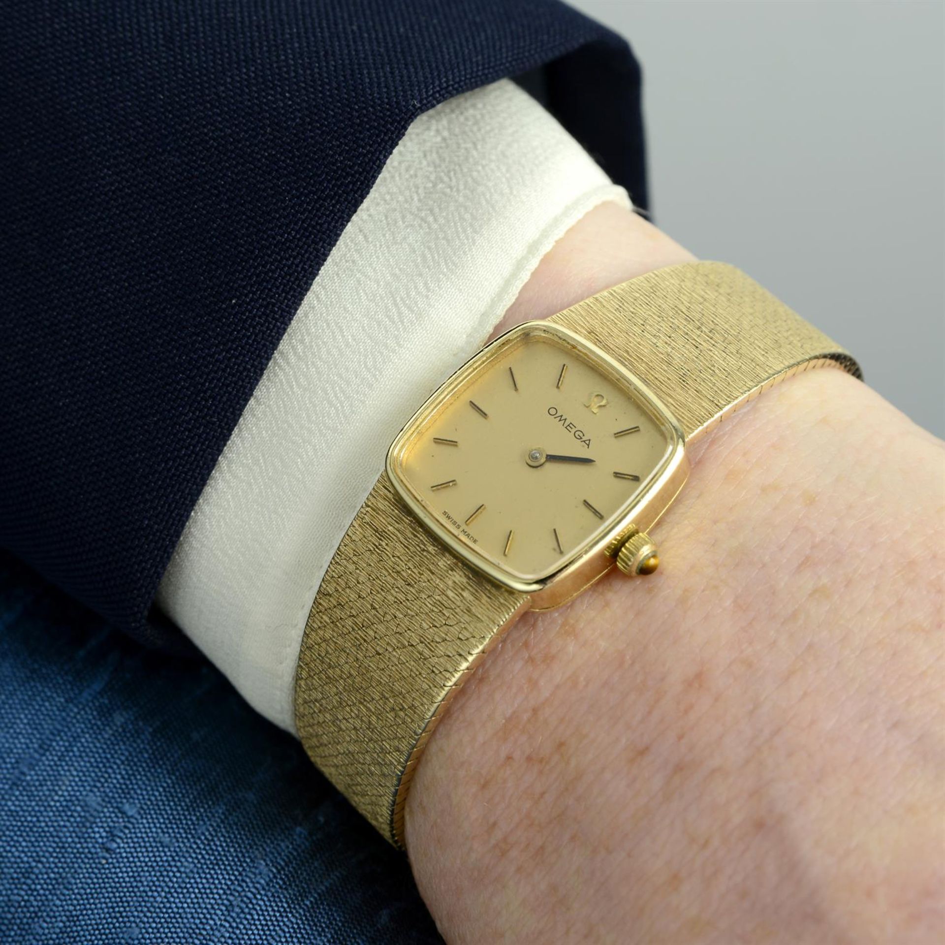 OMEGA - a 9ct yellow gold bracelet watch, 20mm. - Image 5 of 5