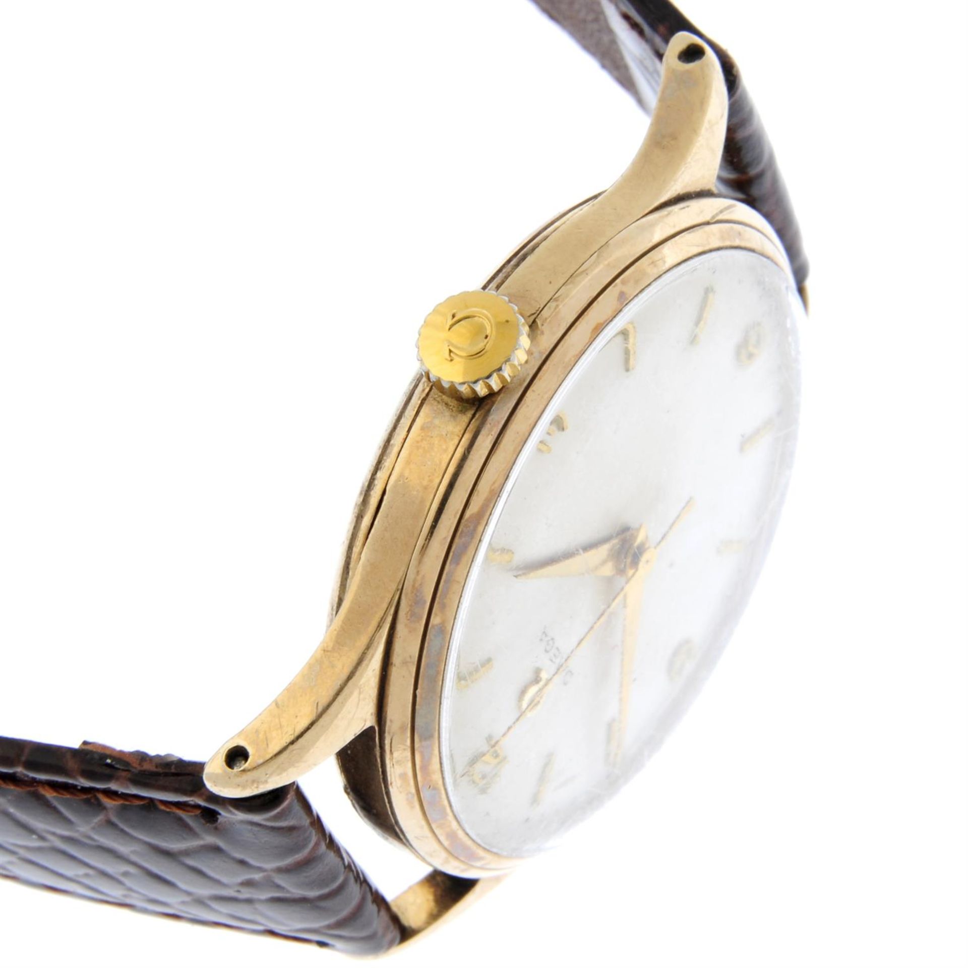 OMEGA - a 9ct yellow gold wrist watch, 33mm. - Image 3 of 5