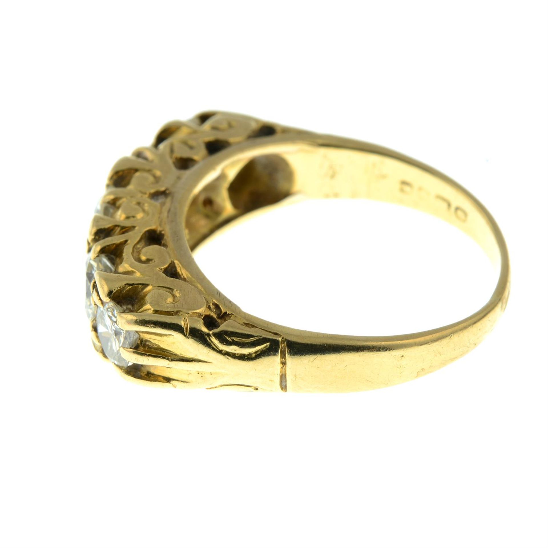 An early 20th century 18ct gold transitional-cut diamond five-stone ring. - Bild 3 aus 5