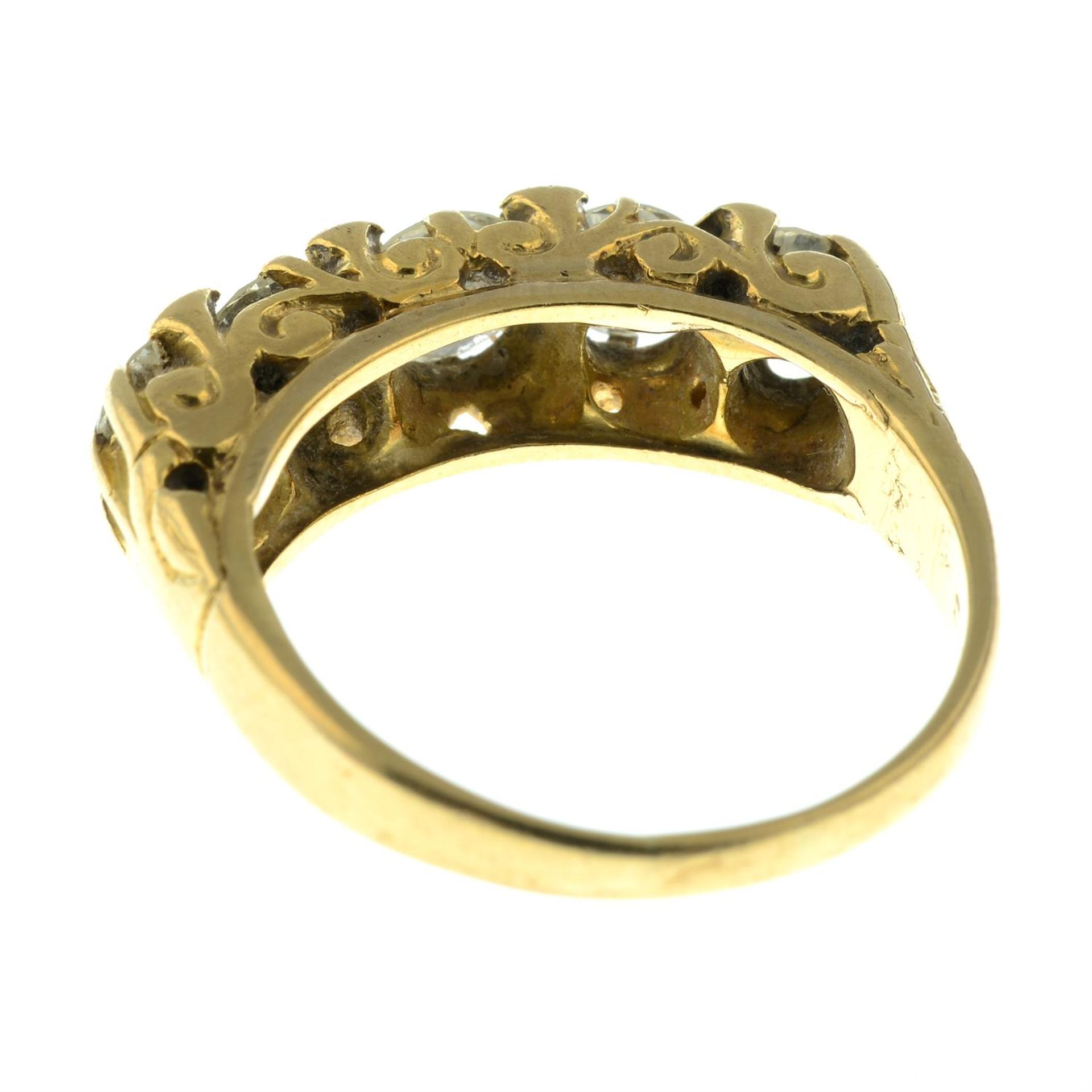 An early 20th century 18ct gold transitional-cut diamond five-stone ring. - Bild 4 aus 5