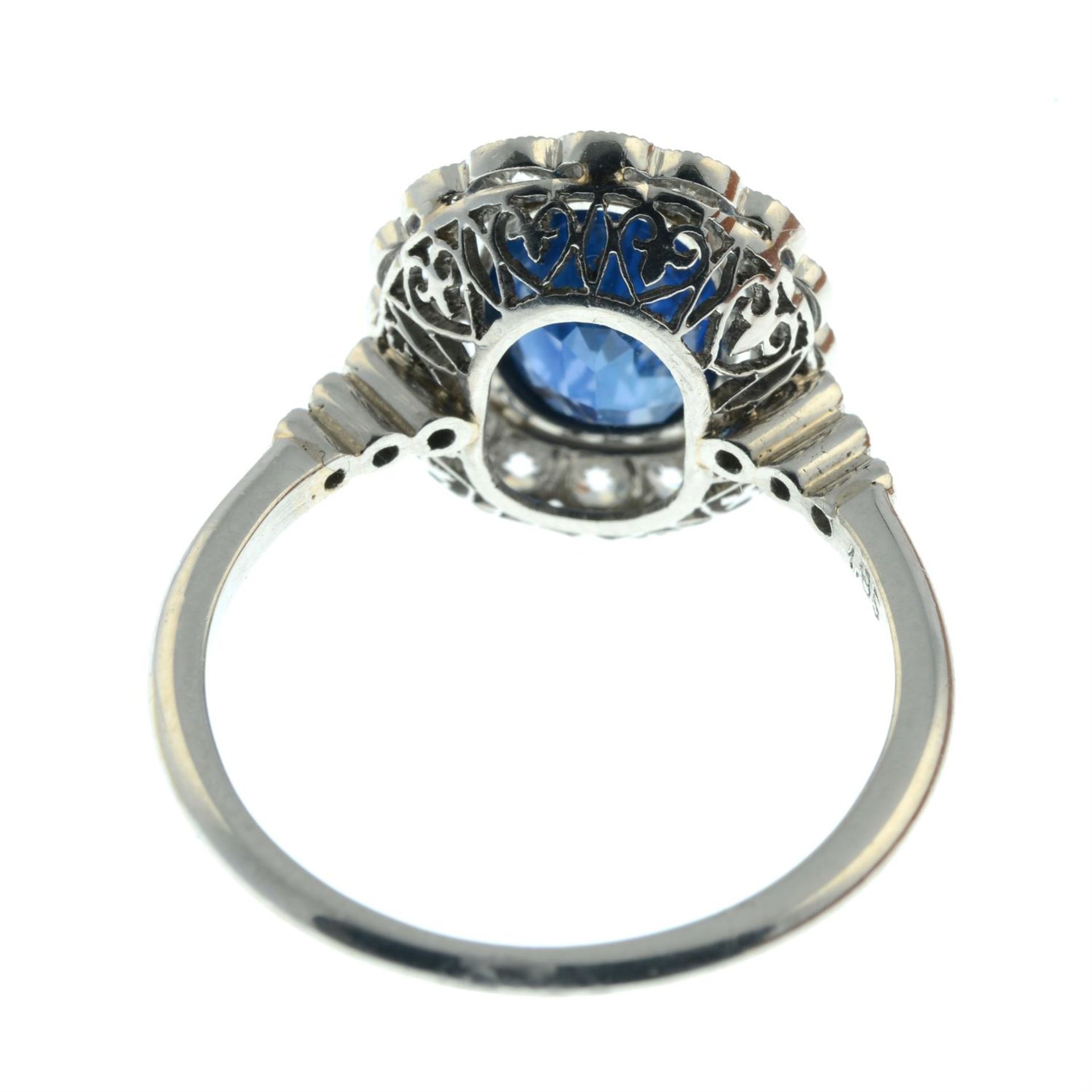 A sapphire and old-cut diamond cluster ring. - Image 4 of 5