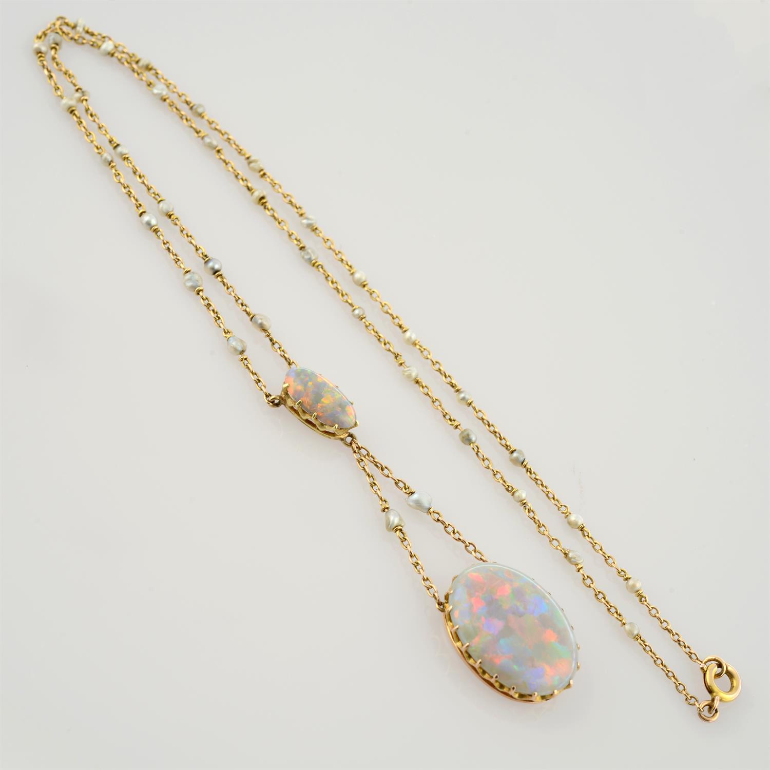An early 20th century 14ct gold opal necklace, with seed pearl spacer trace-link chain. - Image 4 of 5