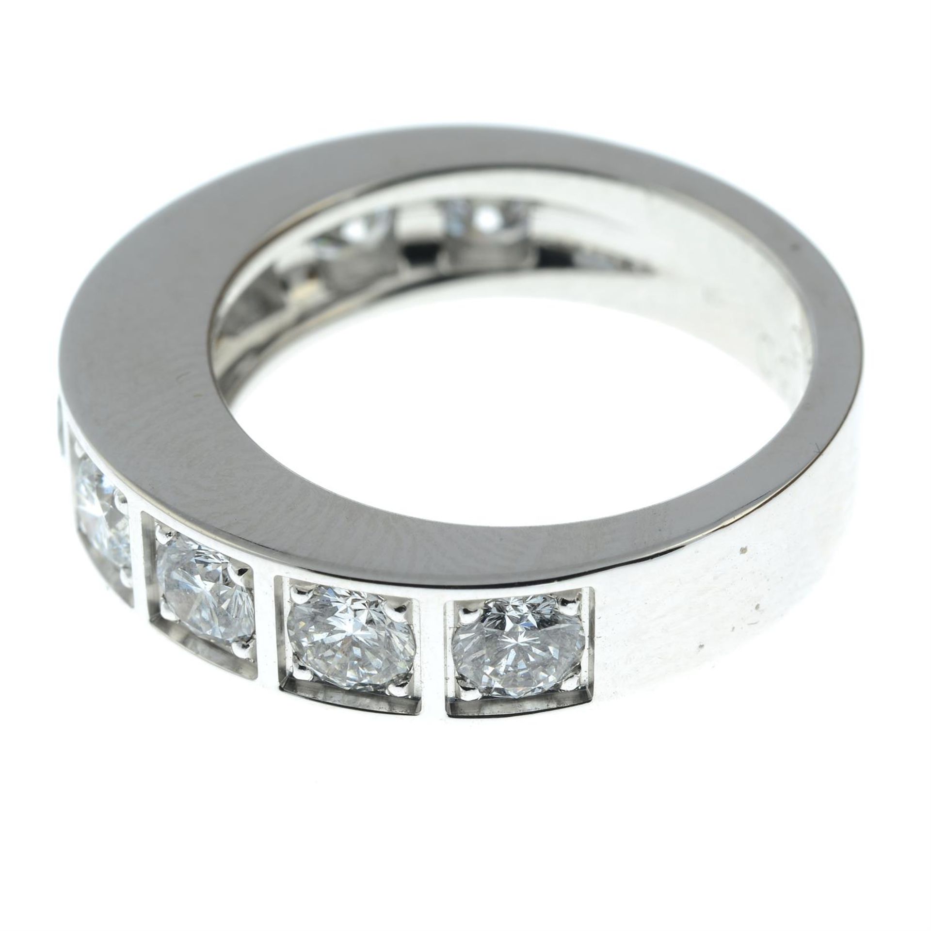 An 18ct gold brilliant-cut diamond 'Tectonique' ring, by Cartier. - Bild 3 aus 5