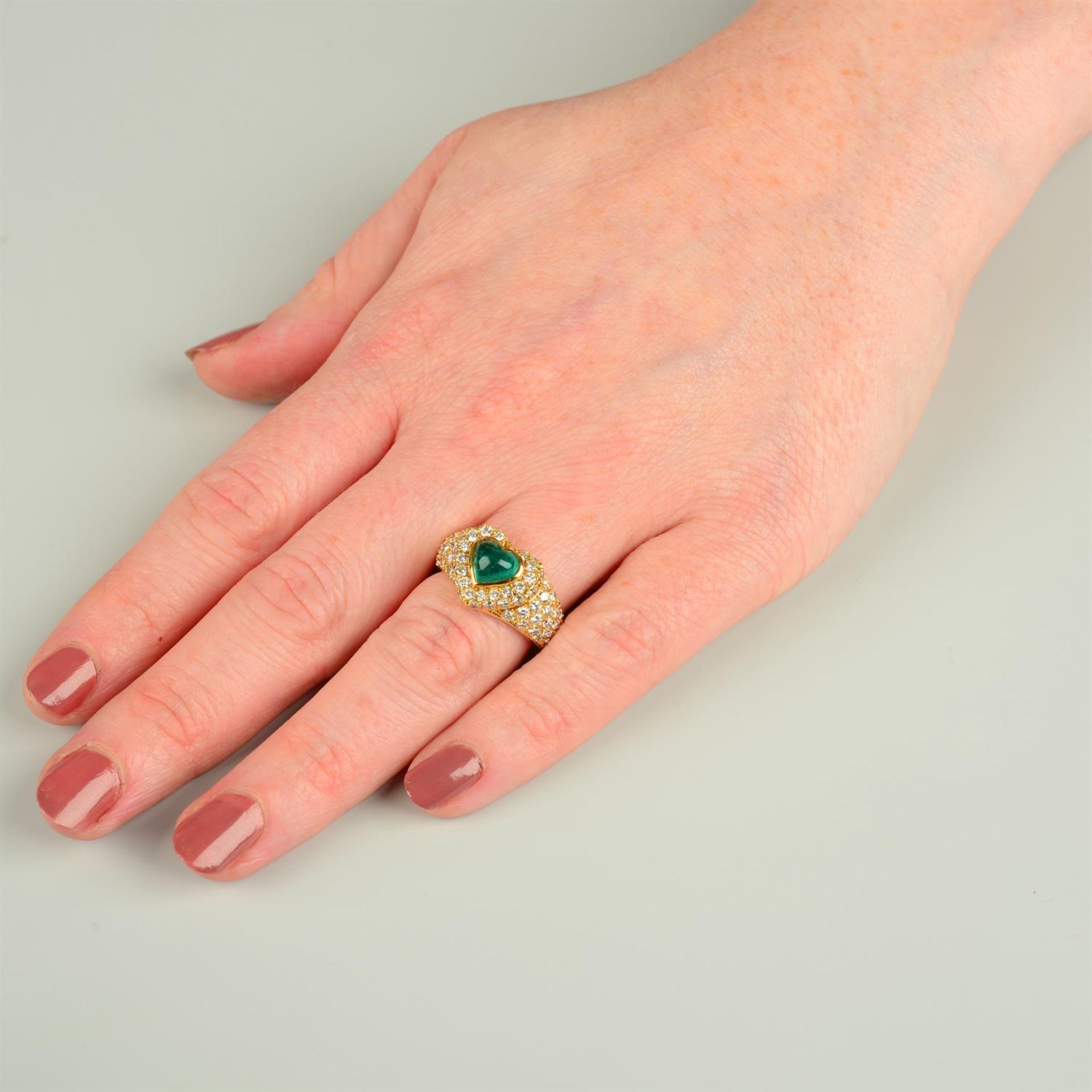 A heart-shape emerald cabochon and pavé-set diamond dress ring. - Image 5 of 5