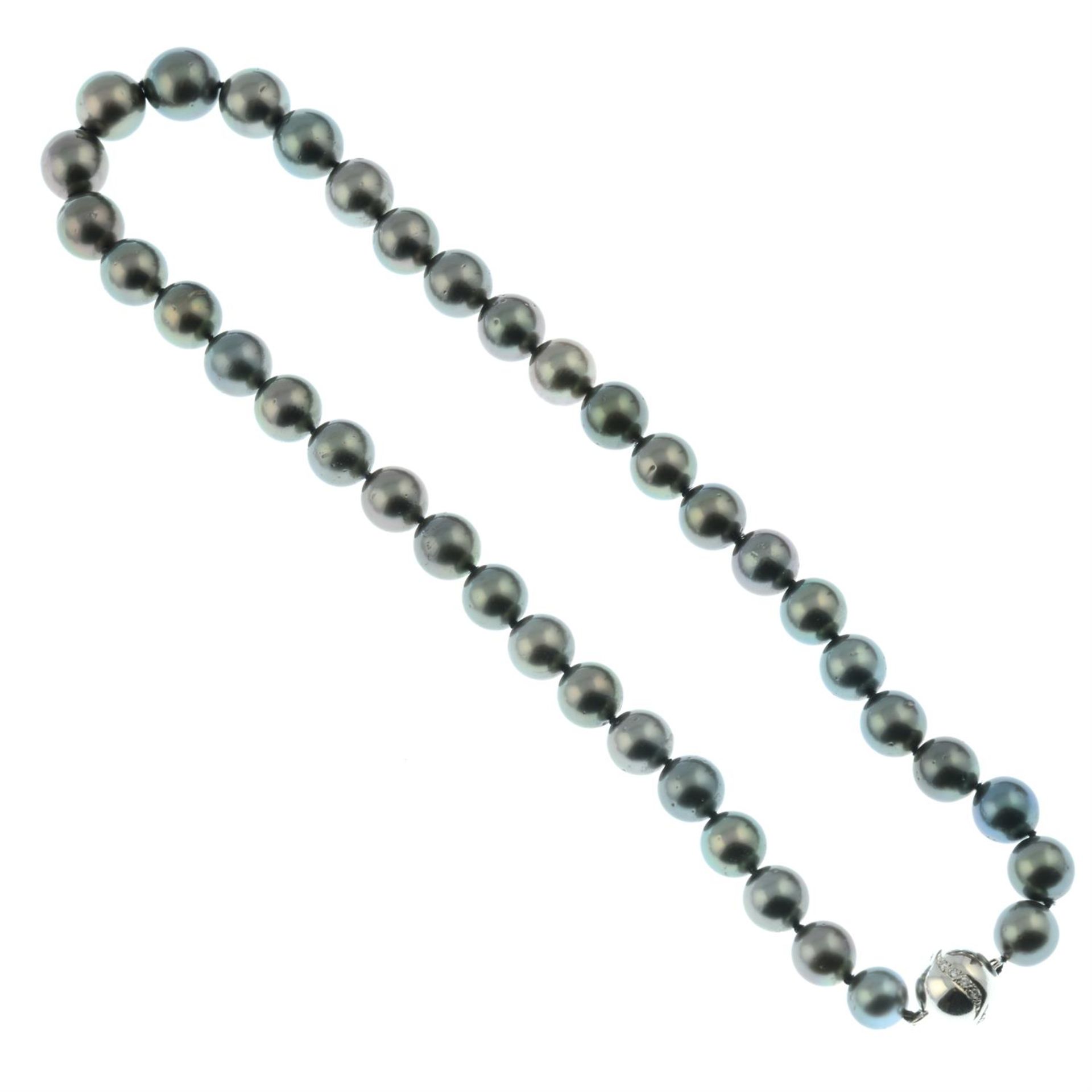 A graduated cultured pearl necklace, with a brilliant-cut diamond clasp. - Image 3 of 3