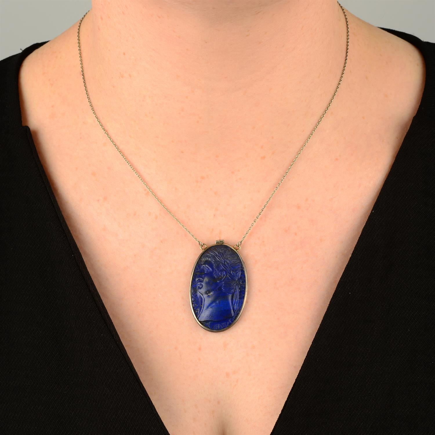 An early 20th century carved lapis lazuli cameo pendant, depicting Augustus Caesar, - Image 5 of 5