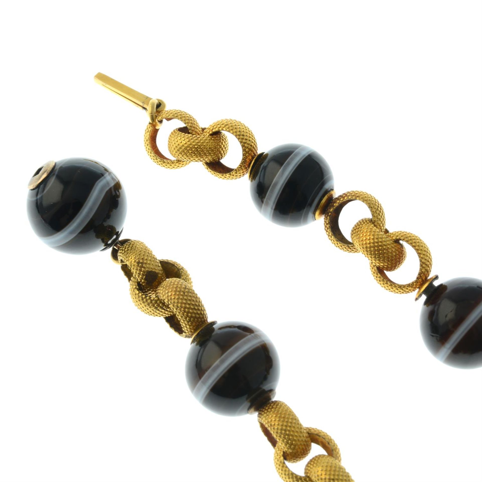 A composite Georgian gold textured belcher-link and 19th century graduated banded agate bead - Bild 3 aus 3