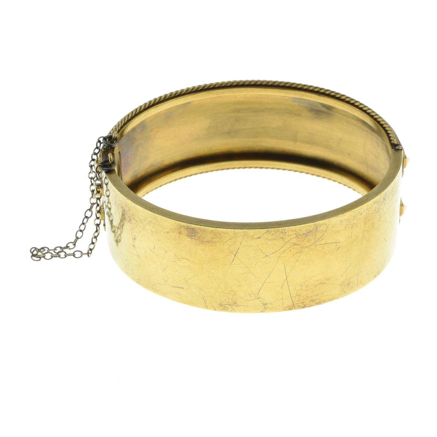 A late Victorian gold geometric, hinged bangle. - Image 3 of 4