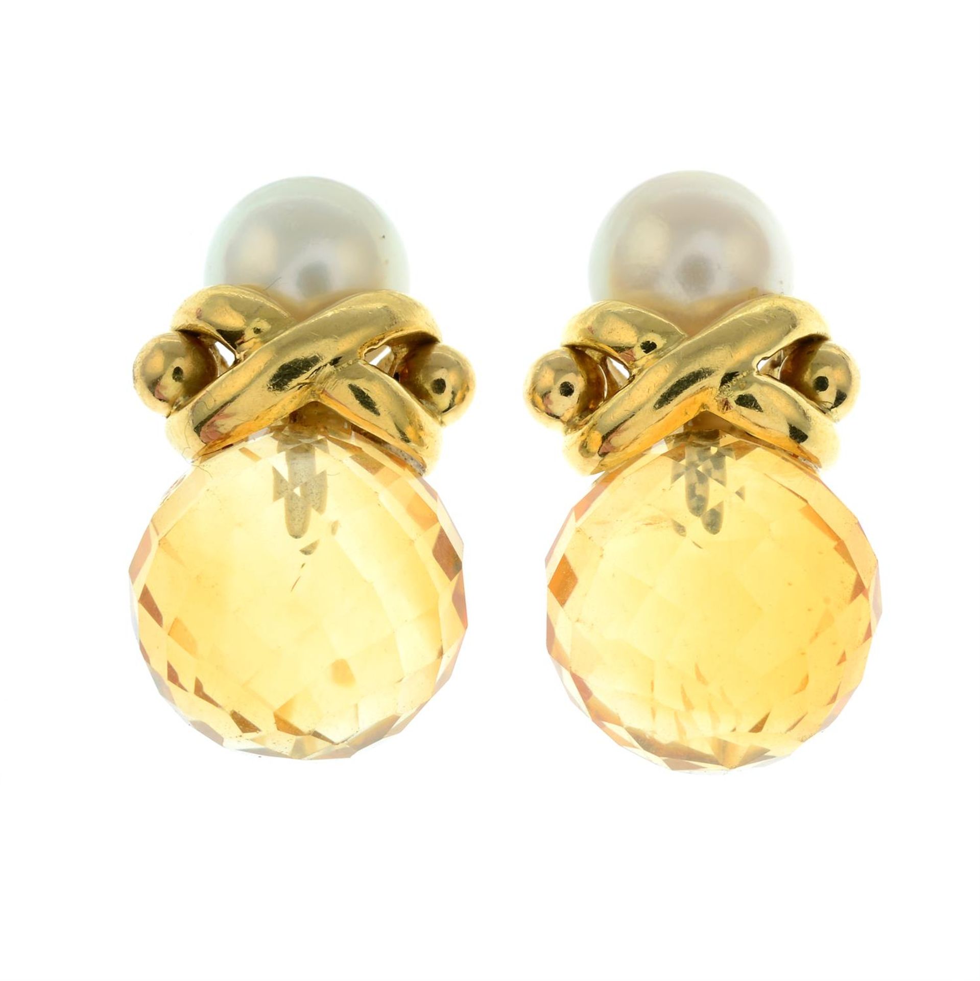 A pair of 18ct gold multifaceted citrine and cultured pearl earrings, by Kiki McDonough. - Bild 2 aus 3