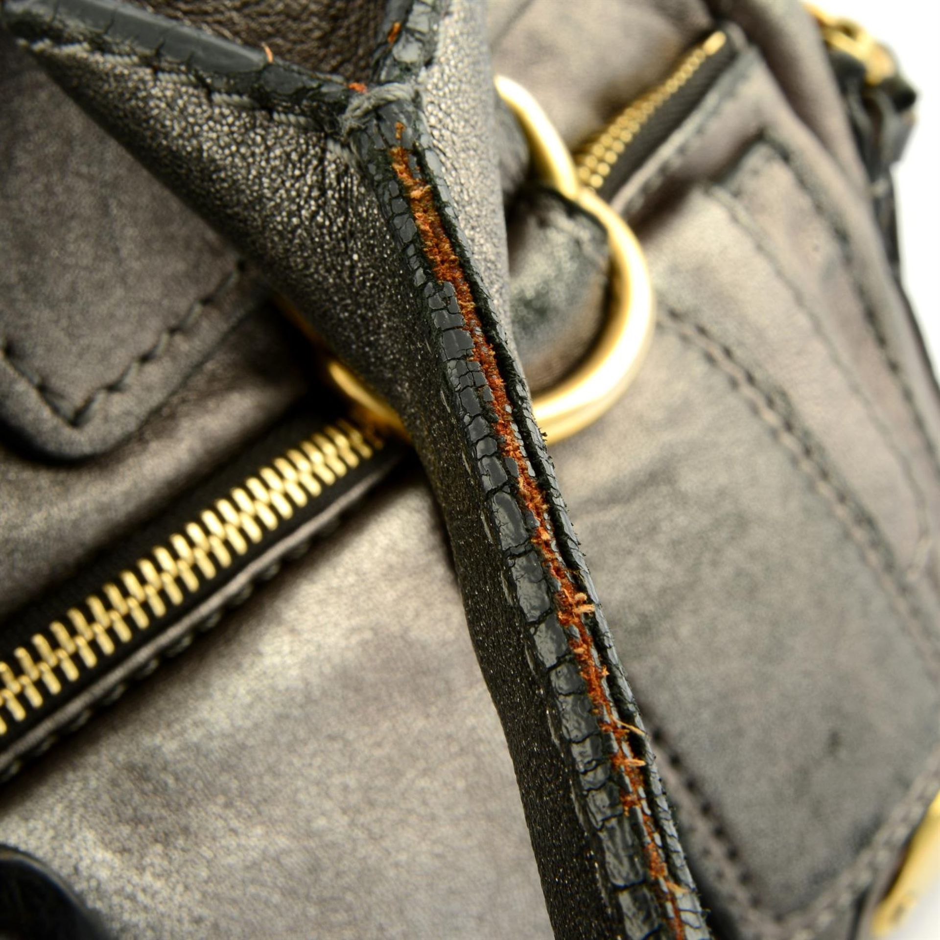 CHLOÉ- a gunmetal leather Bay handbag. - Image 5 of 5