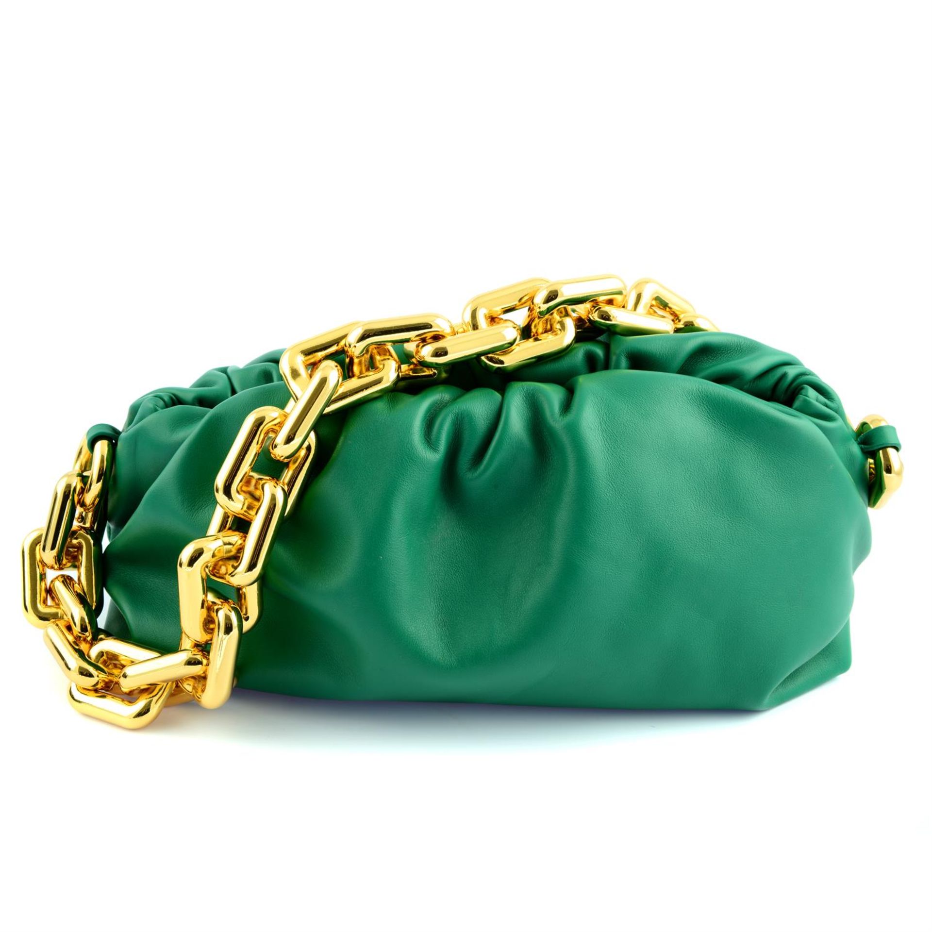 BOTTEGA VENETA - a green leather chain pouch. - Image 2 of 4