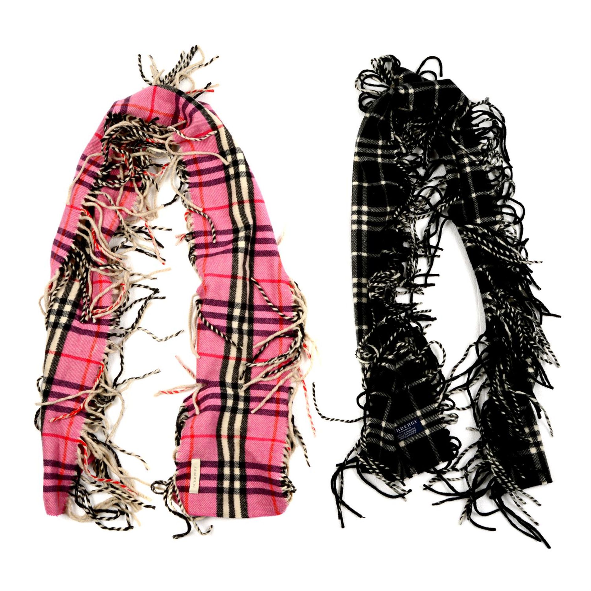 BURBERRY - two cashmere scarfs. - Bild 2 aus 3
