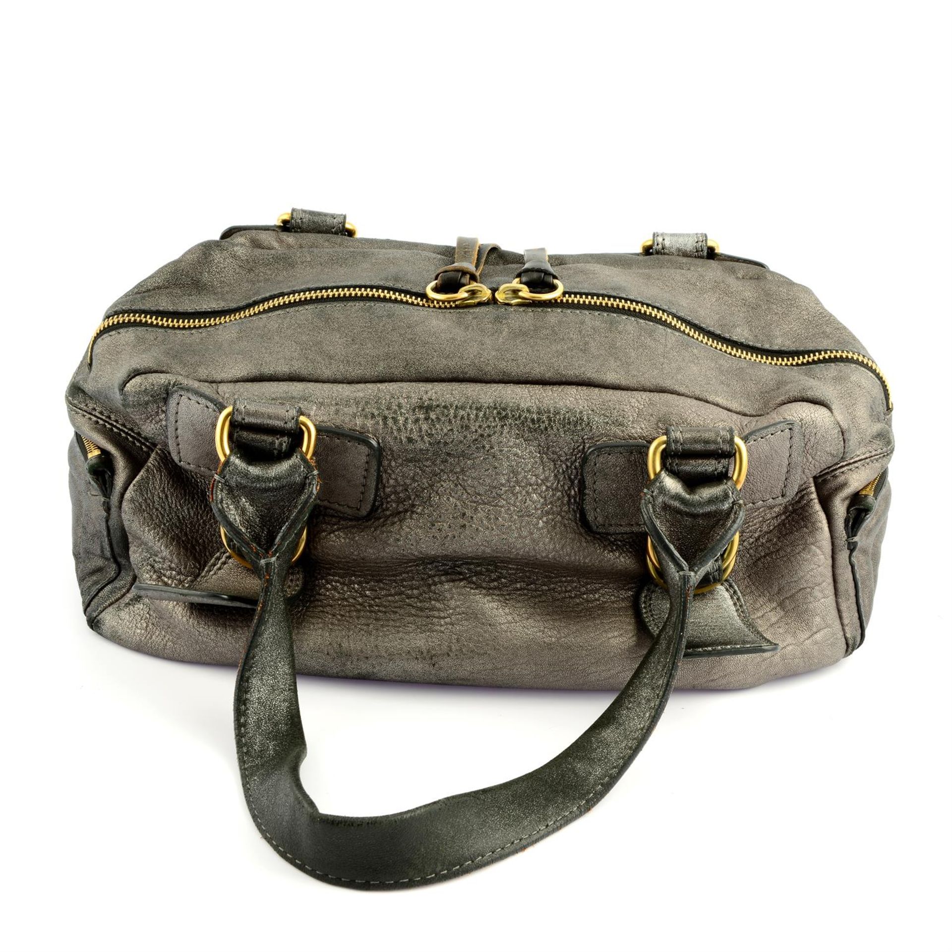 CHLOÉ- a gunmetal leather Bay handbag. - Image 2 of 5