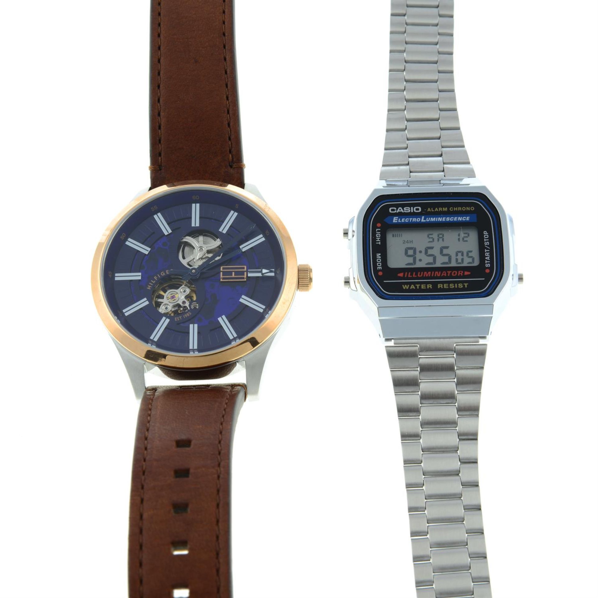 A bag of assorted watches, to include examples by Tommy Hilfiger and Casio. Approximately 100.