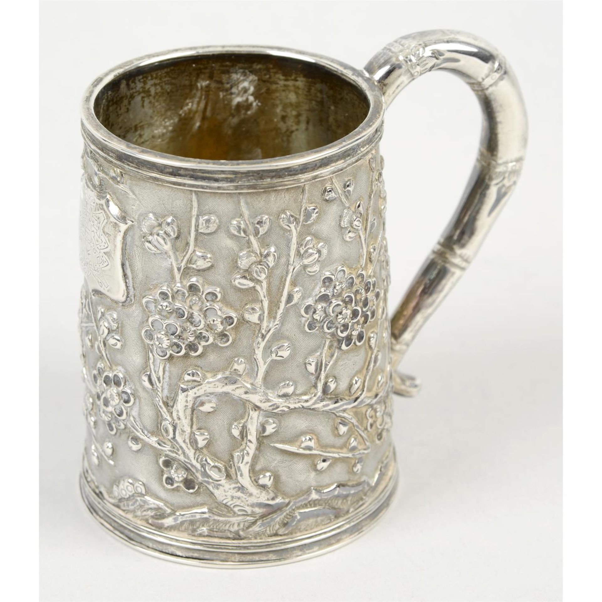A Chinese export silver small mug.