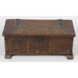 Miniature Furniture, an Arts and Crafts early 20th century oak jewellery or trinket box.