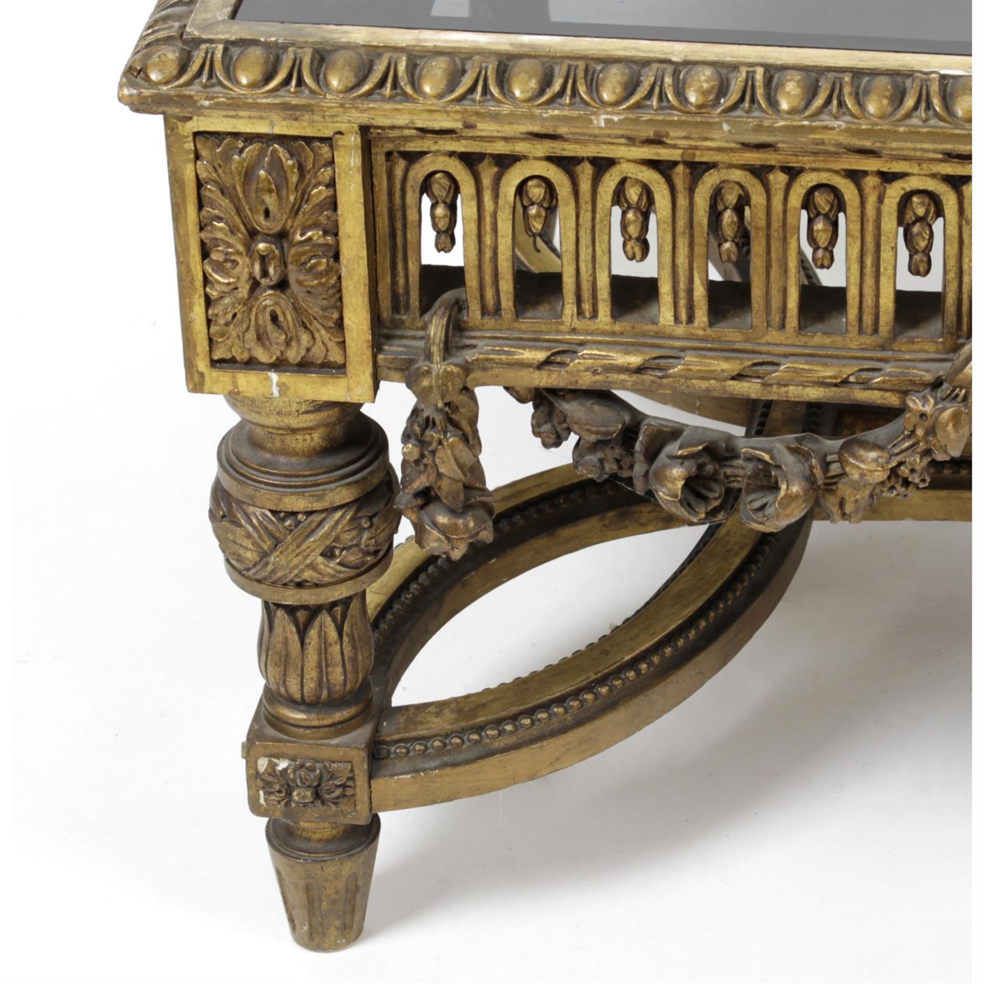 A reproduction giltwood occasional table. - Image 2 of 2