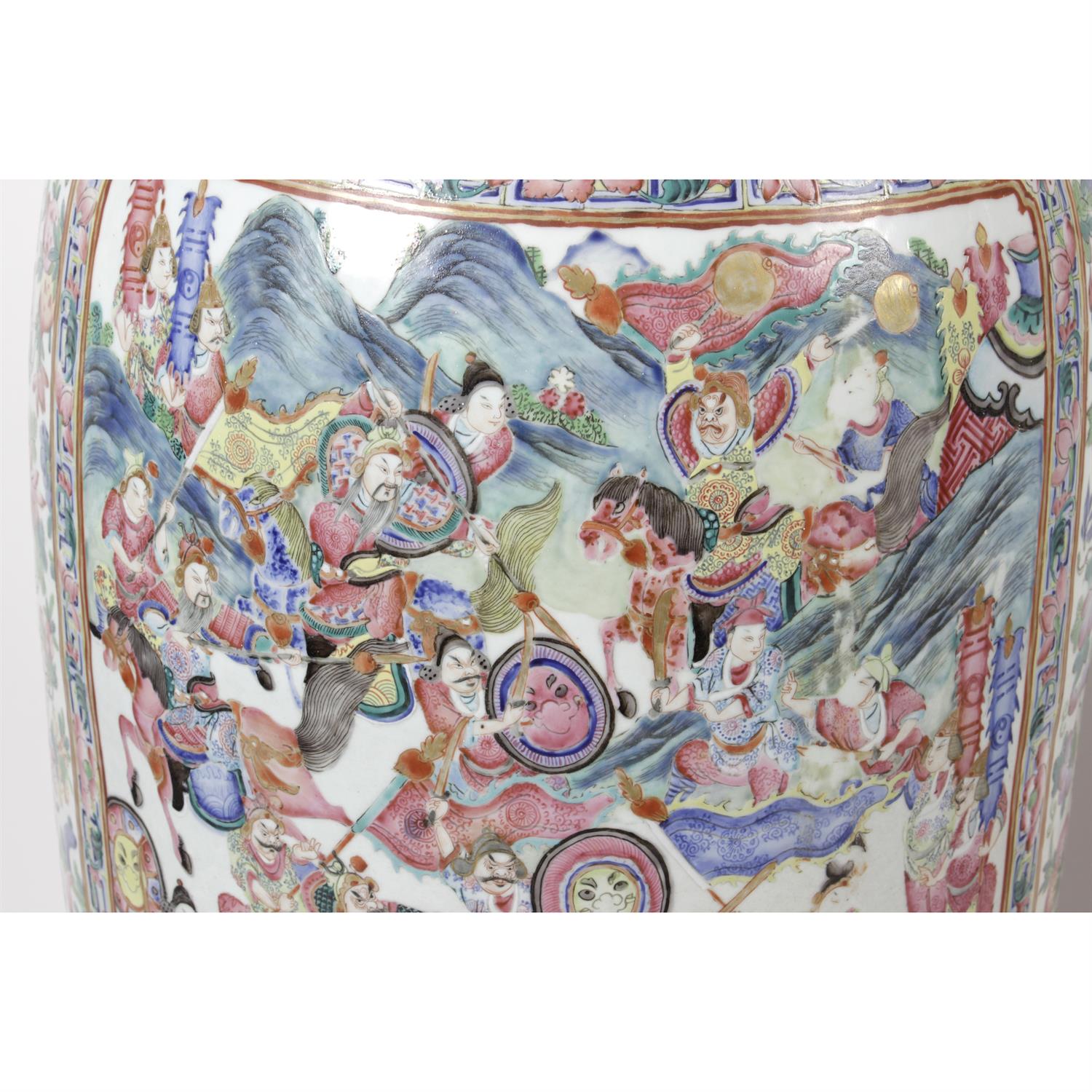 A pair of impressive, large mid-19th century Cantonese porcelain vases. - Image 6 of 20